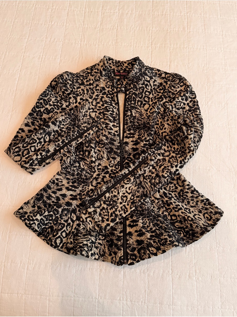 Betsey Johnson Collection Vintage Leopard Print Knit Peplum Zipper Blazer Jacket